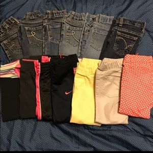 Girls Size 3/3t Pants
13 Pairs